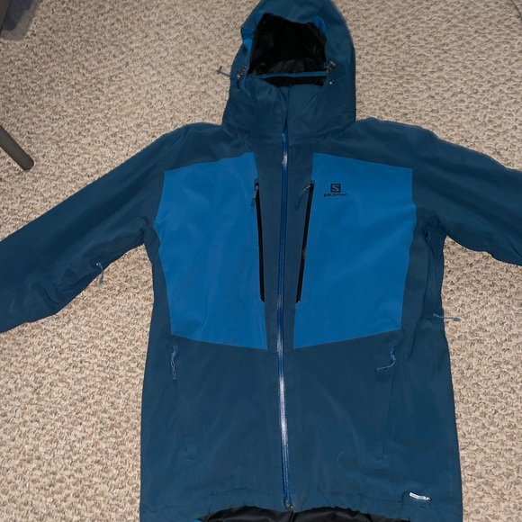 Waterproof Salomon ski jacket - Picture 2 of 5